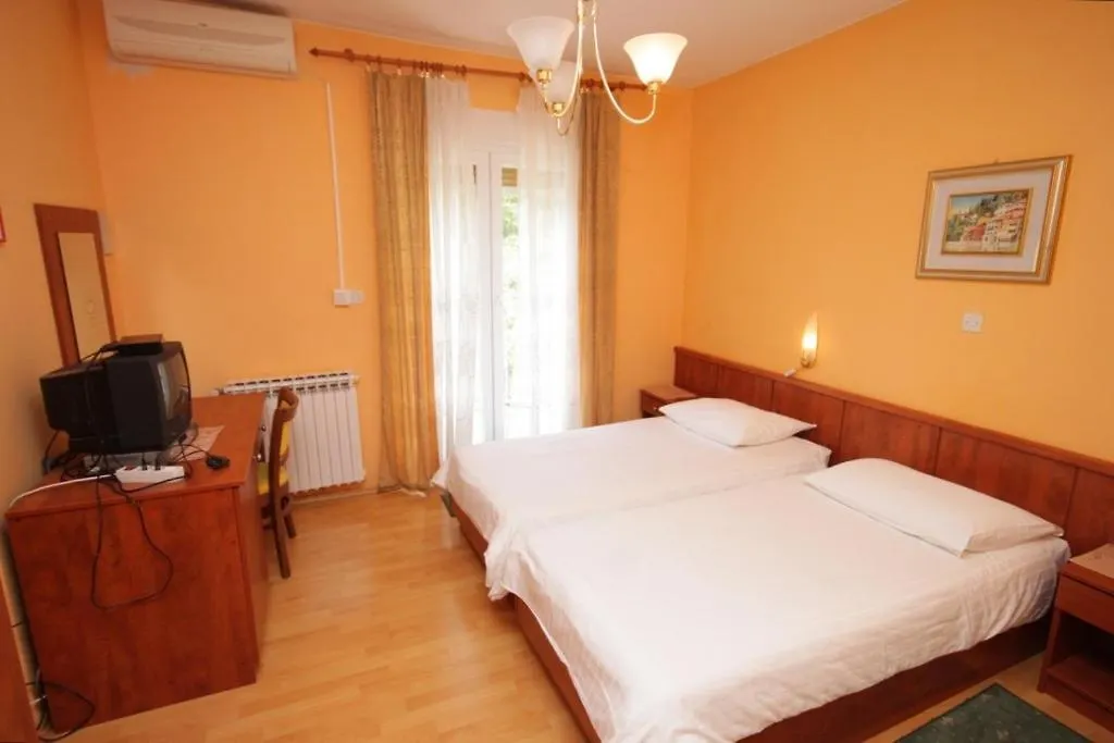 *** Guest house Apartments And Rooms With Parking Space Lovran, Opatija - 2321 Croatia