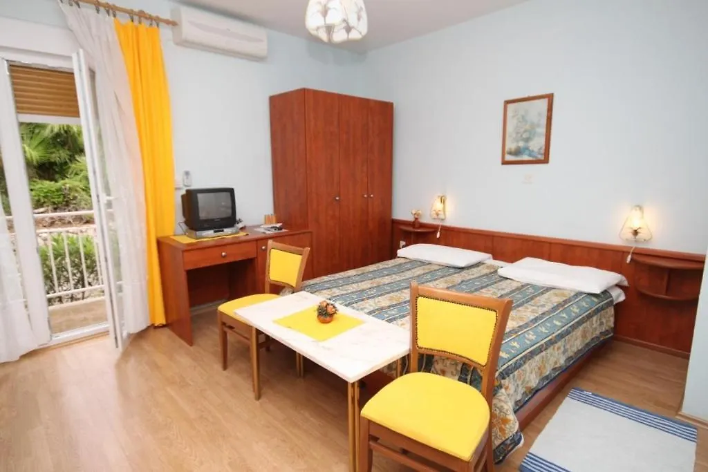 Apartments And Rooms With Parking Space Lovran, Opatija - 2321 Lovran