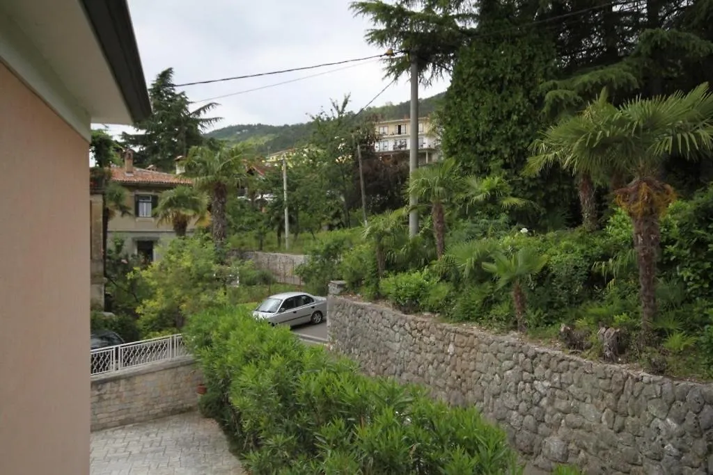 Apartments And Rooms With Parking Space Lovran, Opatija - 2321 3*, Lovran