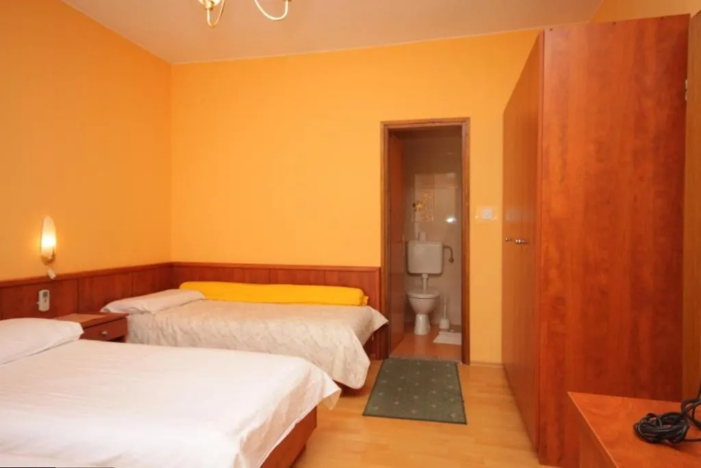 Apartments And Rooms With Parking Space Lovran, Opatija - 2321 Guest house